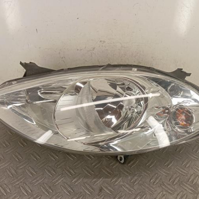 Optique avant principal gauche (feux)(phare) MERCEDES CLASSE A 169