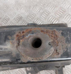 Renfort pare choc avant (traverse) VOLKSWAGEN TOURAN 1 Photo n°3