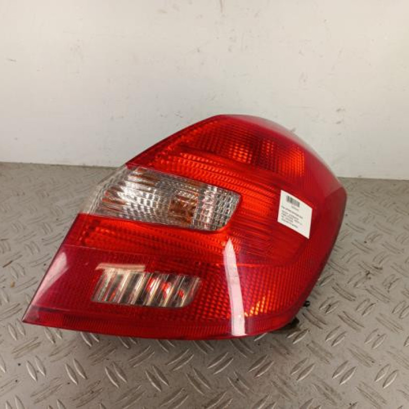 Feu arriere principal droit (feux) SKODA FABIA 2 Feu arriere principal droit (feux) SKODA FABIA 2