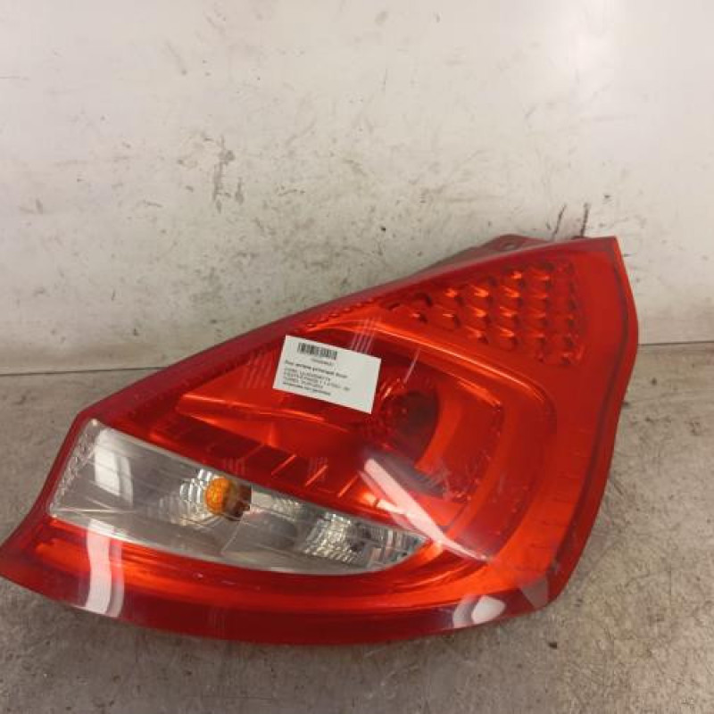 Feu arriere principal droit (feux) FORD FIESTA 6