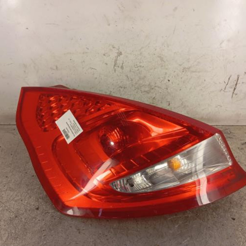 Feu arriere principal gauche (feux) FORD FIESTA 6 Feu arriere principal gauche (feux) FORD FIESTA 6
