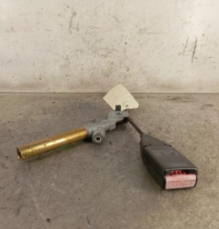 Attache ceinture avant droit RENAULT CLIO 2