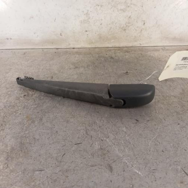 Bras essuie glace arriere TOYOTA RAV4 3 Bras essuie glace arriere TOYOTA RAV4 3
