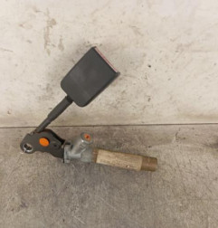 Attache ceinture avant gauche PEUGEOT 106 Photo n°3