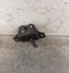 Serrure de hayon PEUGEOT 106