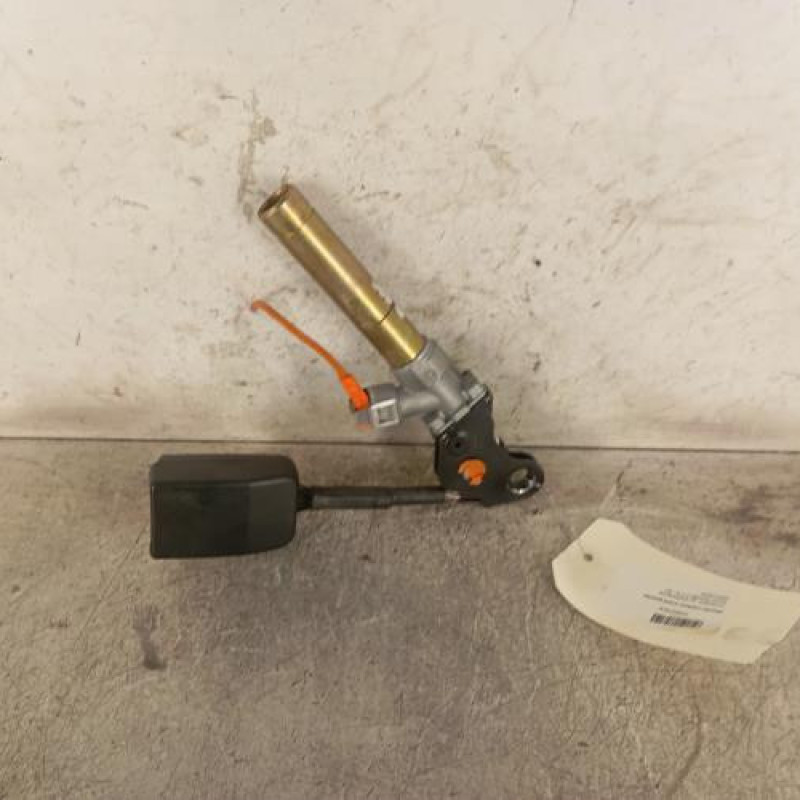Attache ceinture avant gauche CITROEN SAXO