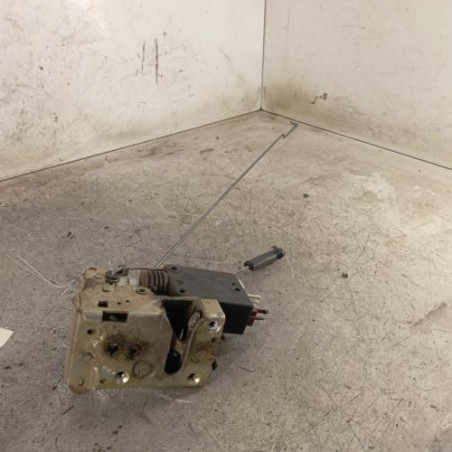 Serrure avant gauche PEUGEOT 106