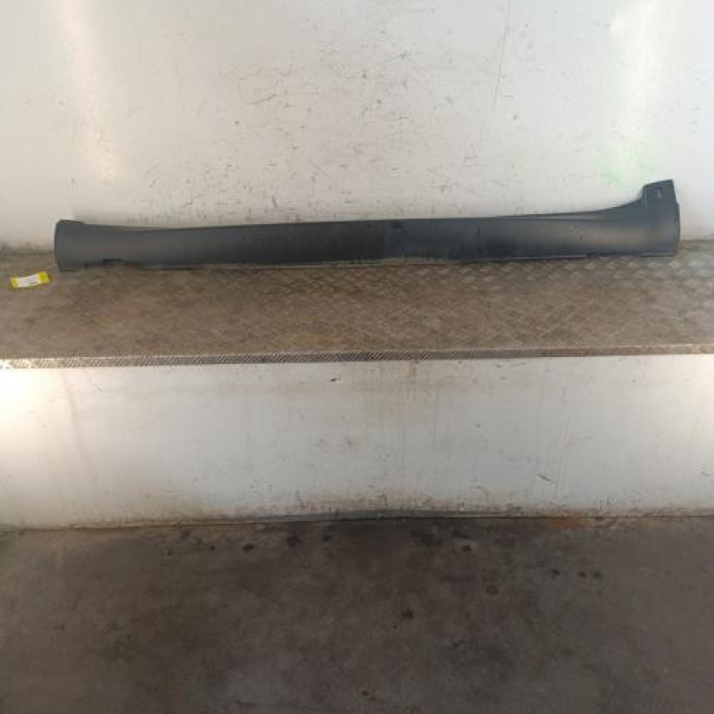 Bas de caisse gauche CITROEN C4 CACTUS Bas de caisse gauche CITROEN C4 CACTUS