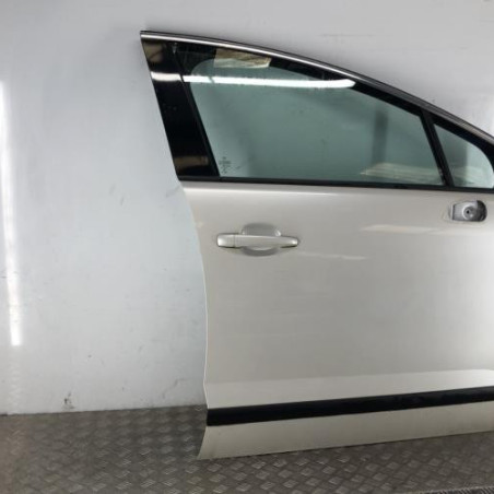 Porte avant droit PEUGEOT 3008 1
