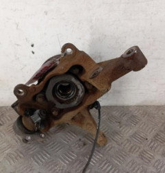 Moyeu avant droit RENAULT TRAFIC 3 COURT