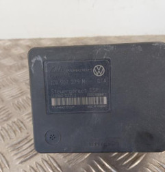 Bloc ABS (freins anti-blocage) VOLKSWAGEN NEW BEETLE 1 Photo n°1
