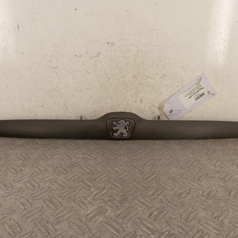 Baguette de coffre PEUGEOT 206