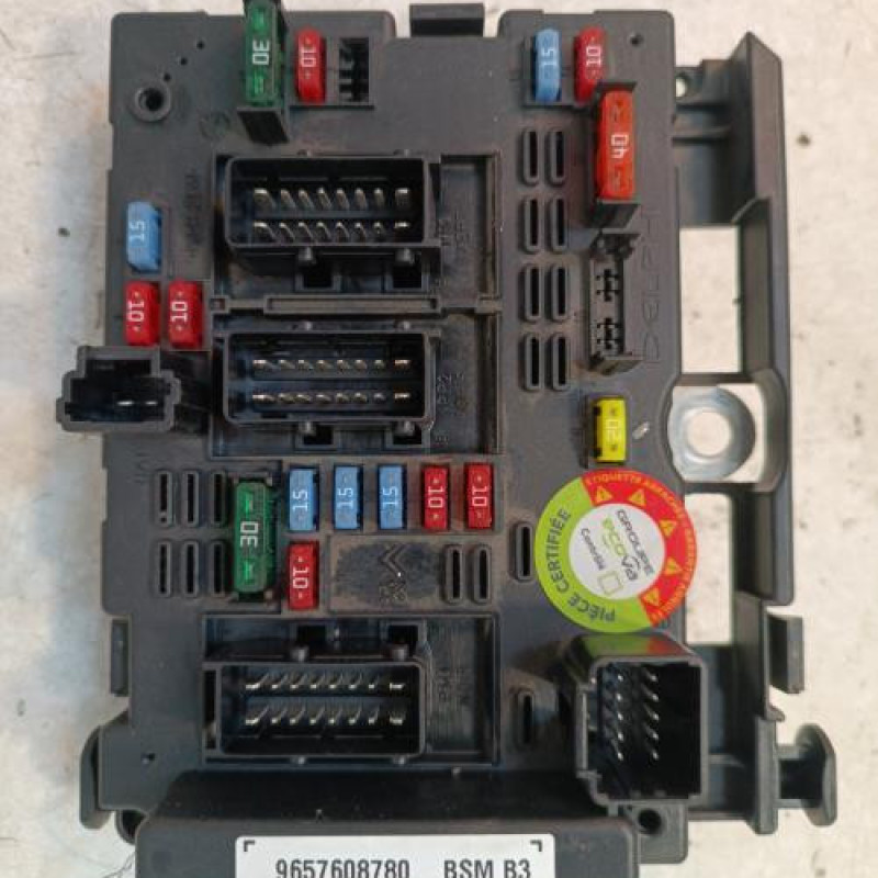 Boitier servitude moteur (BSM) PEUGEOT 206+ Boitier servitude moteur (BSM) PEUGEOT 206+
