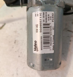 Moteur essuie glace arriere VOLKSWAGEN UP Photo n°3