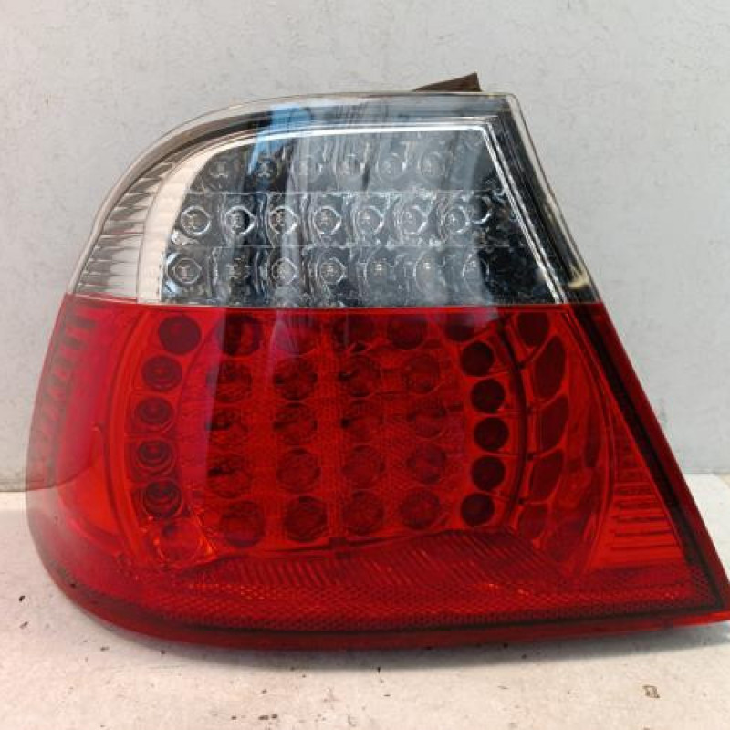 Feu arriere principal gauche (feux) BMW SERIE 3 E46 Feu arriere principal gauche (feux) BMW SERIE 3 E46