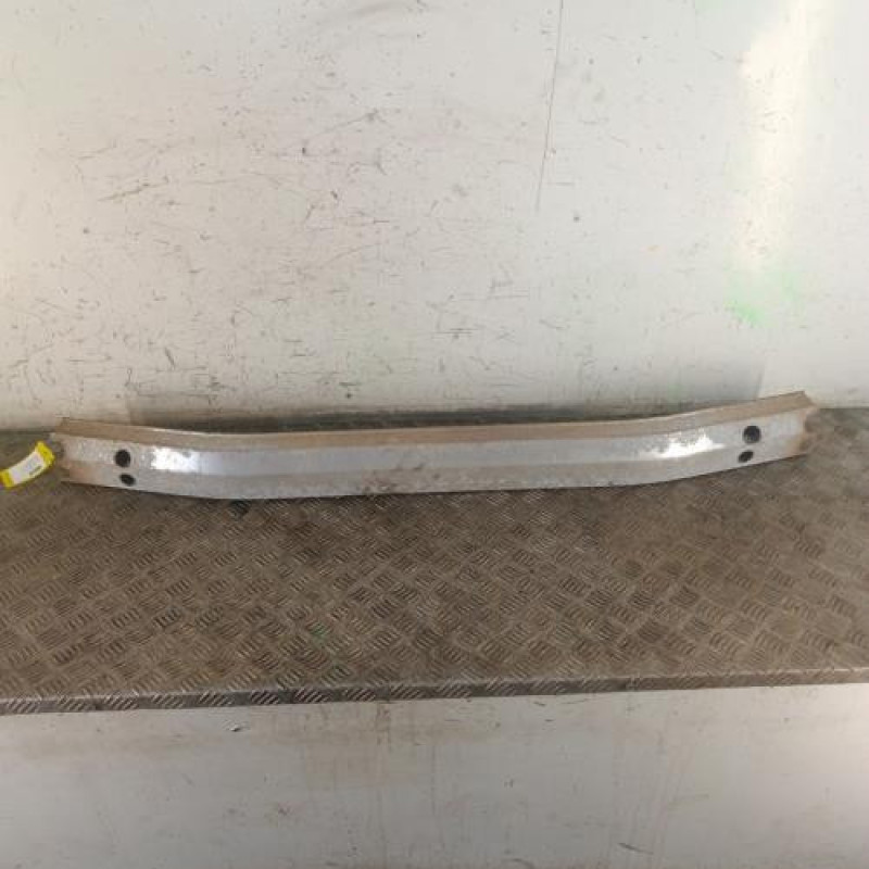 Renfort pare choc arriere (traverse) TOYOTA RAV4 3