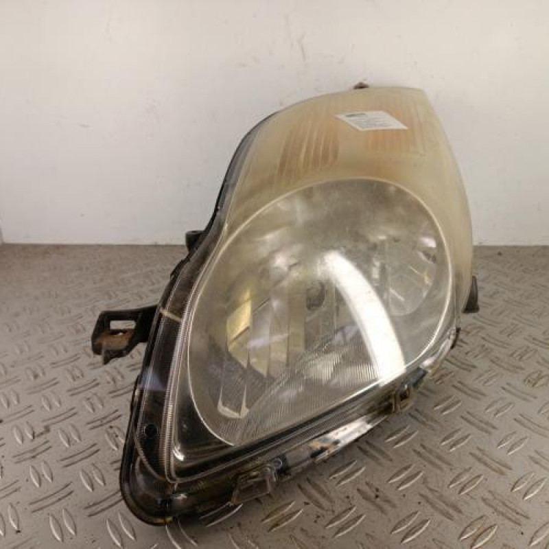 Optique avant principal gauche (feux)(phare) TOYOTA YARIS 2