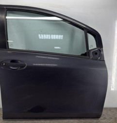 Porte avant droit TOYOTA YARIS 2 Photo n°1