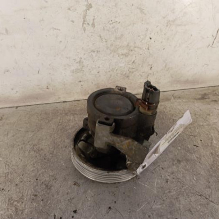 Pompe de direction RENAULT CLIO 2