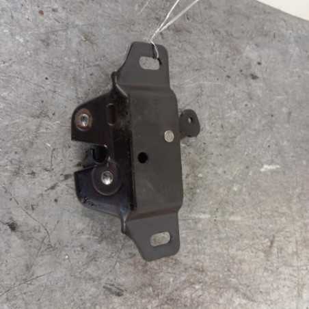 Serrure de hayon PEUGEOT 106