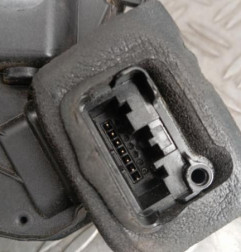 Serrure arriere droit VOLKSWAGEN POLO 5 Photo n°3