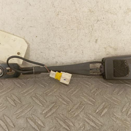 Attache ceinture avant droit PEUGEOT 5008 1 Photo n°1