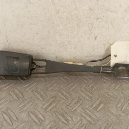 Attache ceinture avant droit PEUGEOT 5008 1