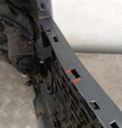Pare choc avant CITROEN C4 GRAND PICASSO 1 Photo n°8