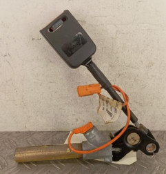 Attache ceinture avant gauche PEUGEOT 306