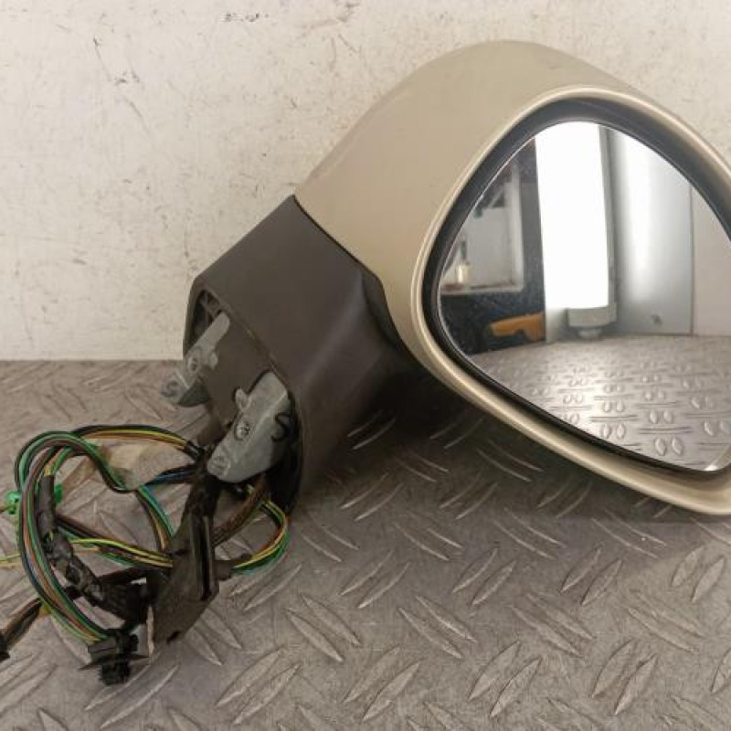 Retroviseur droit CITROEN C4 1