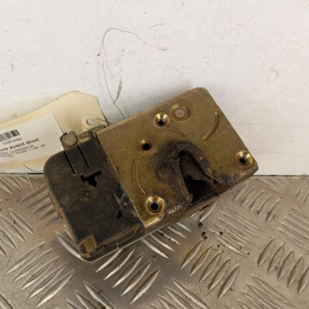 Serrure avant droit CITROEN BERLINGO 1
