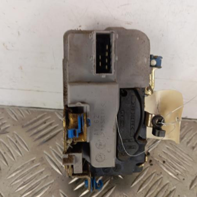 Serrure avant gauche CITROEN BERLINGO 1 Serrure avant gauche CITROEN BERLINGO 1