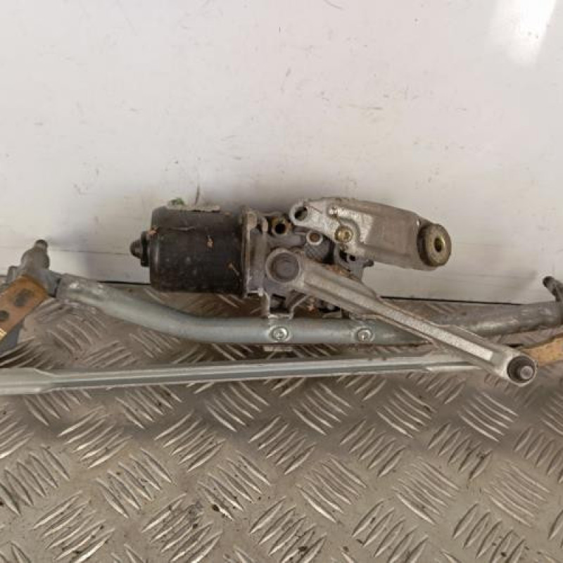 Moteur essuie glace avant RENAULT MEGANE 2