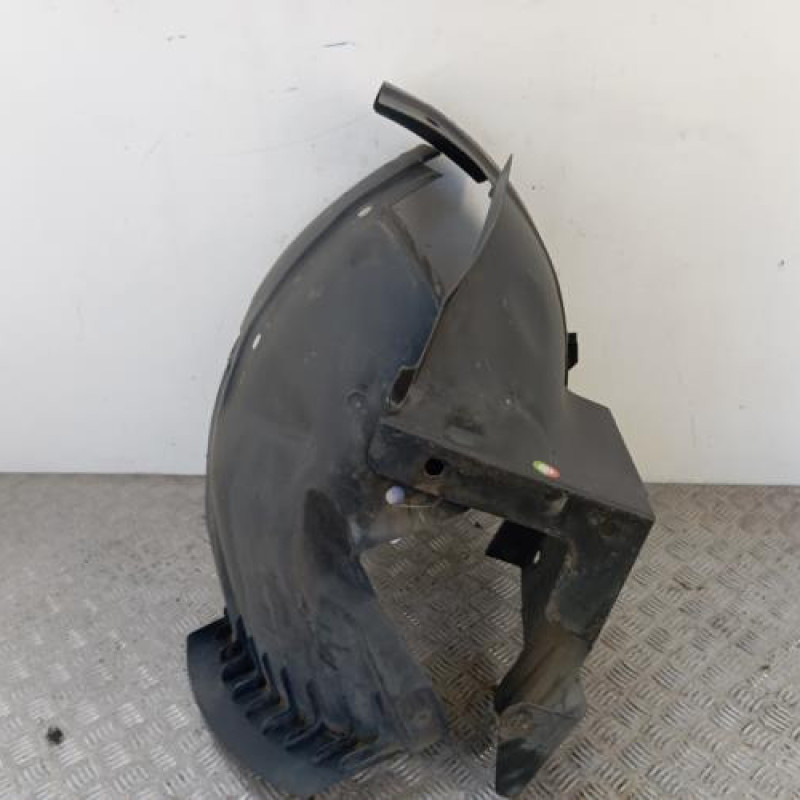 Pare boue avant droit OPEL VIVARO 1 Pare boue avant droit OPEL VIVARO 1