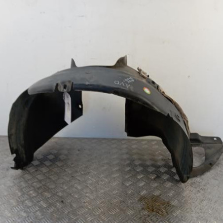 Pare boue avant droit PEUGEOT 2008 1