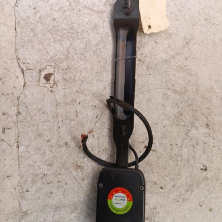 Attache ceinture avant droit RENAULT SCENIC 3