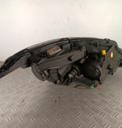 Optique avant principal gauche (feux)(phare) PEUGEOT 2008 1