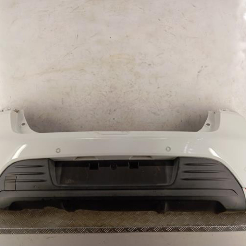 Pare choc arriere RENAULT CLIO 4