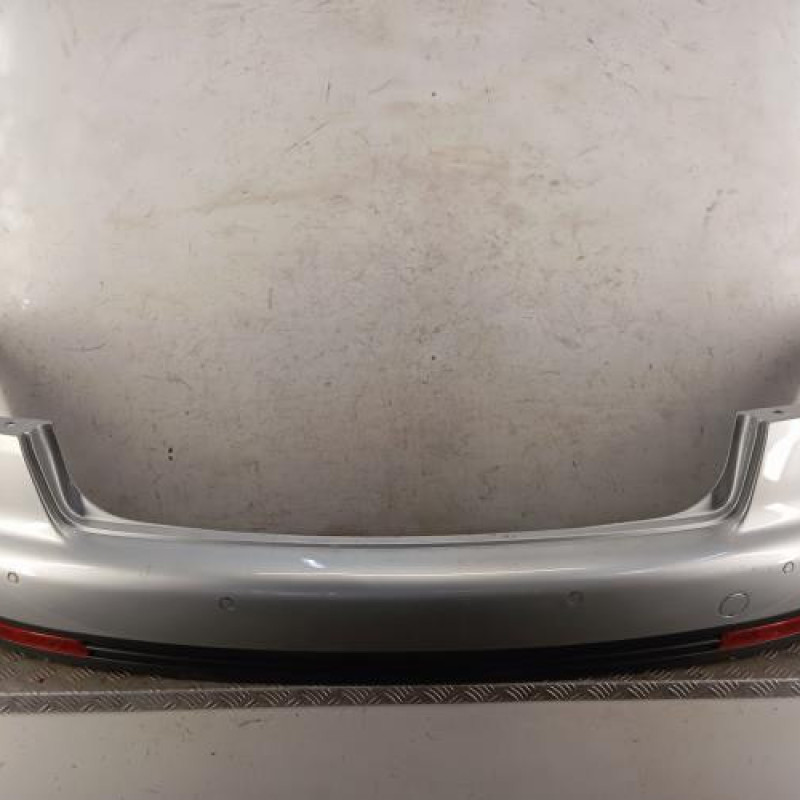 Pare choc arriere VOLKSWAGEN TOURAN 1