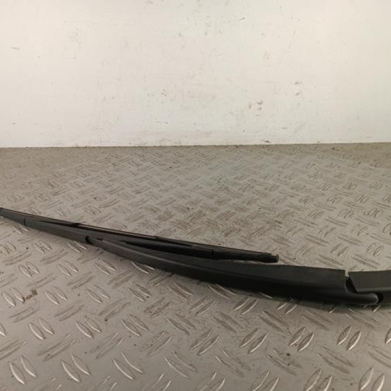 Bras essuie glace arriere DACIA SANDERO 1 Bras essuie glace arriere DACIA SANDERO 1