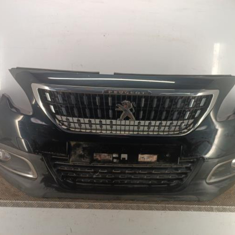 Pare choc avant PEUGEOT 2008 1