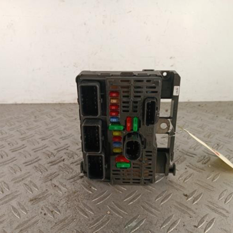 Boitier servitude moteur (BSM) PEUGEOT 307 Boitier servitude moteur (BSM) PEUGEOT 307