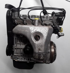 Moteur VOLKSWAGEN POLO 3 Photo n°1