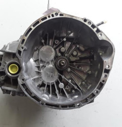 Boite de vitesses RENAULT TRAFIC 3 COURT Photo n°1