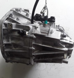 Boite de vitesses RENAULT TRAFIC 3 COURT Photo n°4