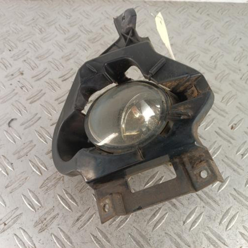 Anti brouillard gauche (feux) BMW SERIE 1 E87 Anti brouillard gauche (feux) BMW SERIE 1 E87