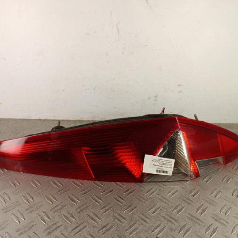 Feu arriere principal droit (feux) FIAT PUNTO 2 Feu arriere principal droit (feux) FIAT PUNTO 2
