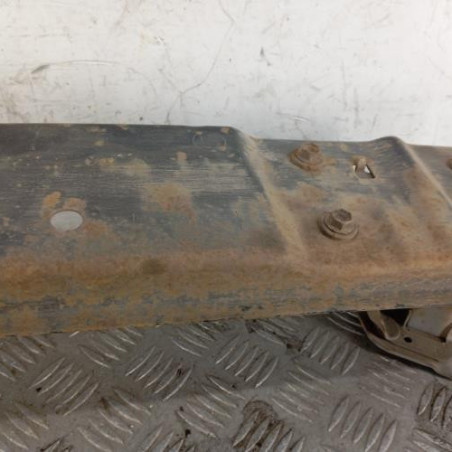 Renfort pare choc arriere (traverse) TOYOTA AURIS 1