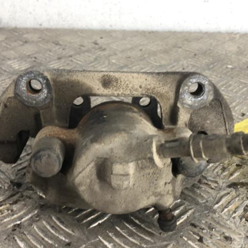 Etrier avant droit (freinage) BMW SERIE 3 E46 Etrier avant droit (freinage) BMW SERIE 3 E46
