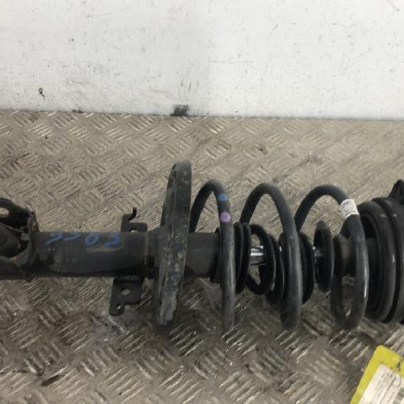 Amortisseur avant gauche RENAULT MEGANE 3 Amortisseur avant gauche RENAULT MEGANE 3